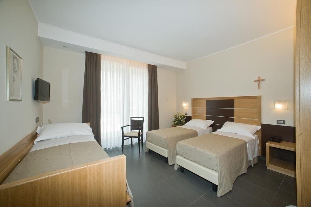 Hotel Vittoria San Giovanni Rotondo Esterno foto