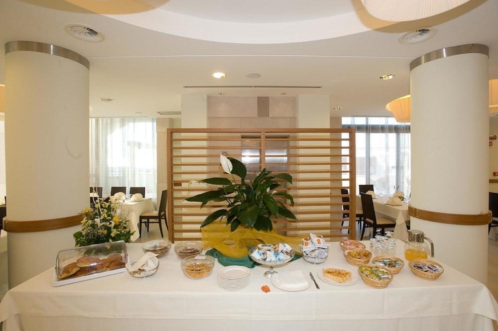 Hotel Vittoria San Giovanni Rotondo Esterno foto