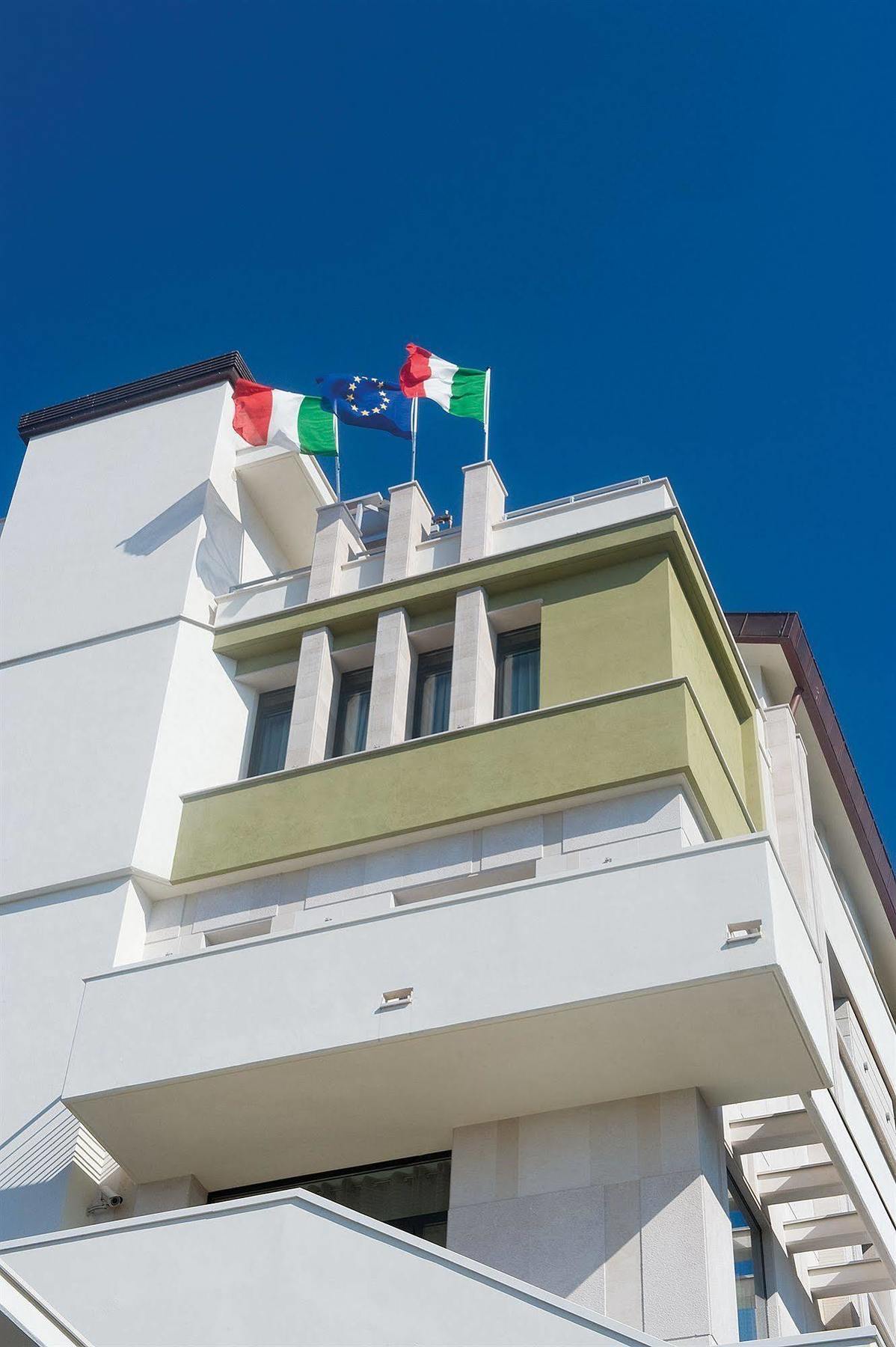 Hotel Vittoria San Giovanni Rotondo Esterno foto