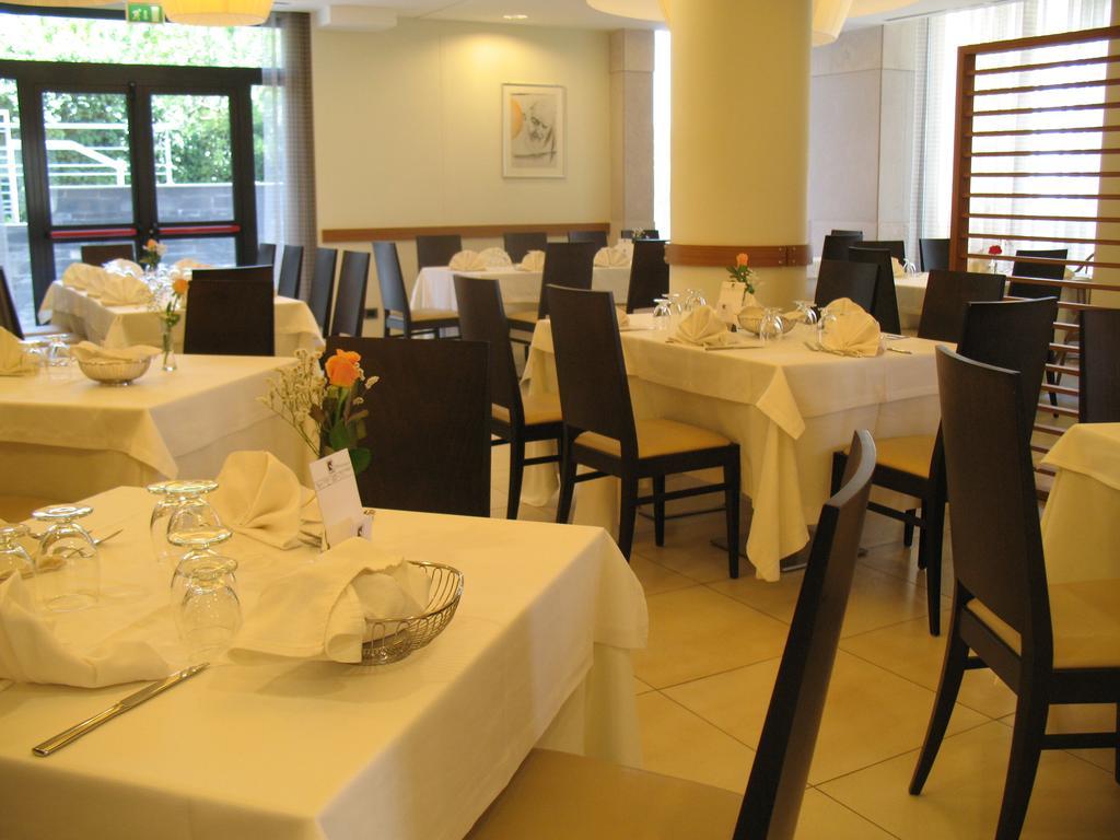 Hotel Vittoria San Giovanni Rotondo Esterno foto