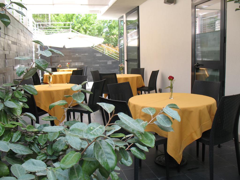 Hotel Vittoria San Giovanni Rotondo Esterno foto