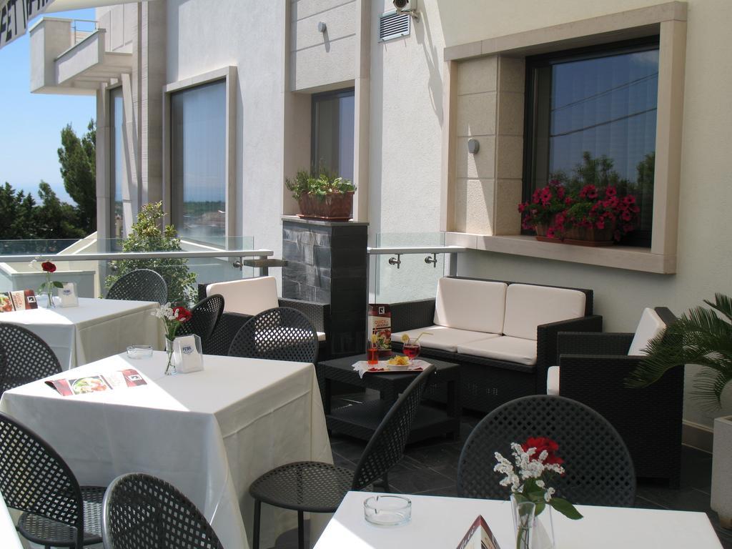 Hotel Vittoria San Giovanni Rotondo Esterno foto