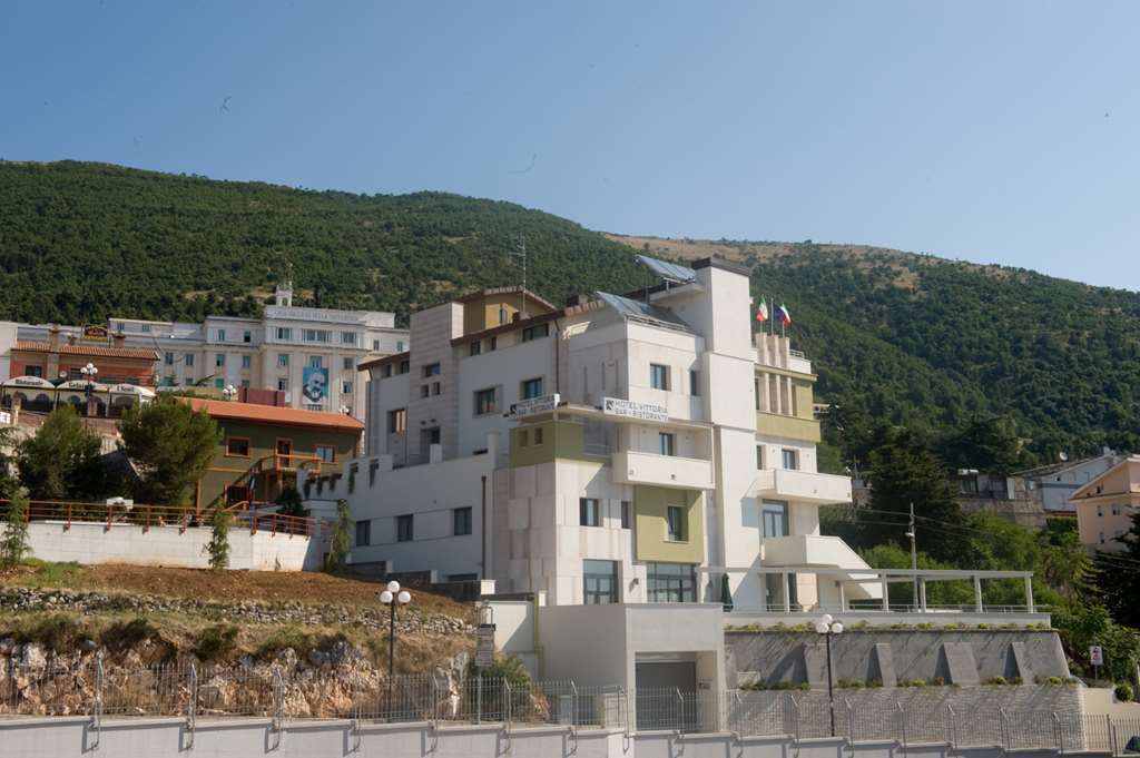 Hotel Vittoria San Giovanni Rotondo Esterno foto